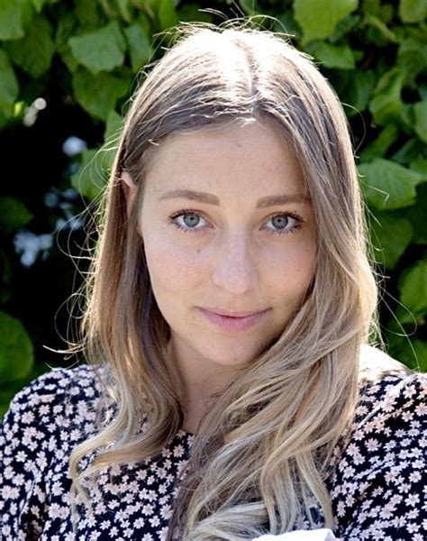 chloe rich actress